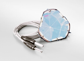 Retroreflektor mit ITO-Beschichtung Retroreflektor mit ITO-Beschichtung